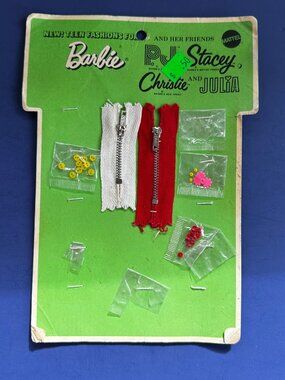 Mattel Teen Fashions Barbie Sew In Notions Card Incomplete Used